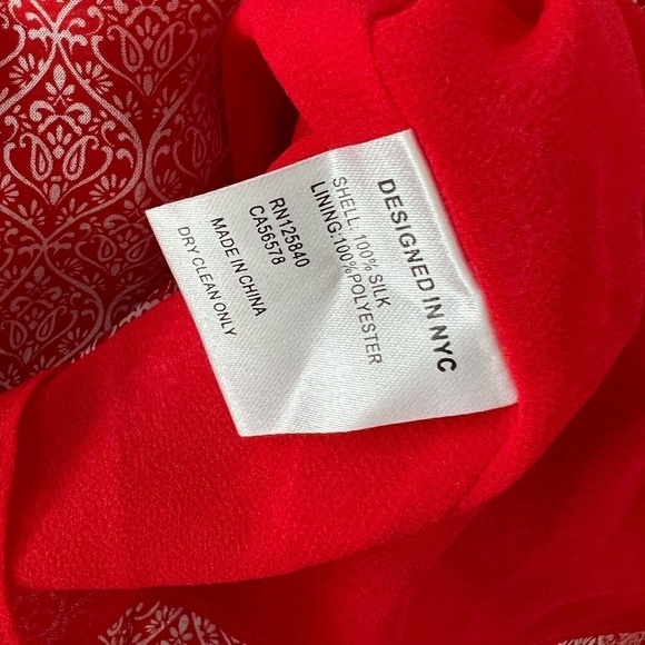 Intermix off the shoulder red paisley print silk blouse size L - Picture 5 of 5